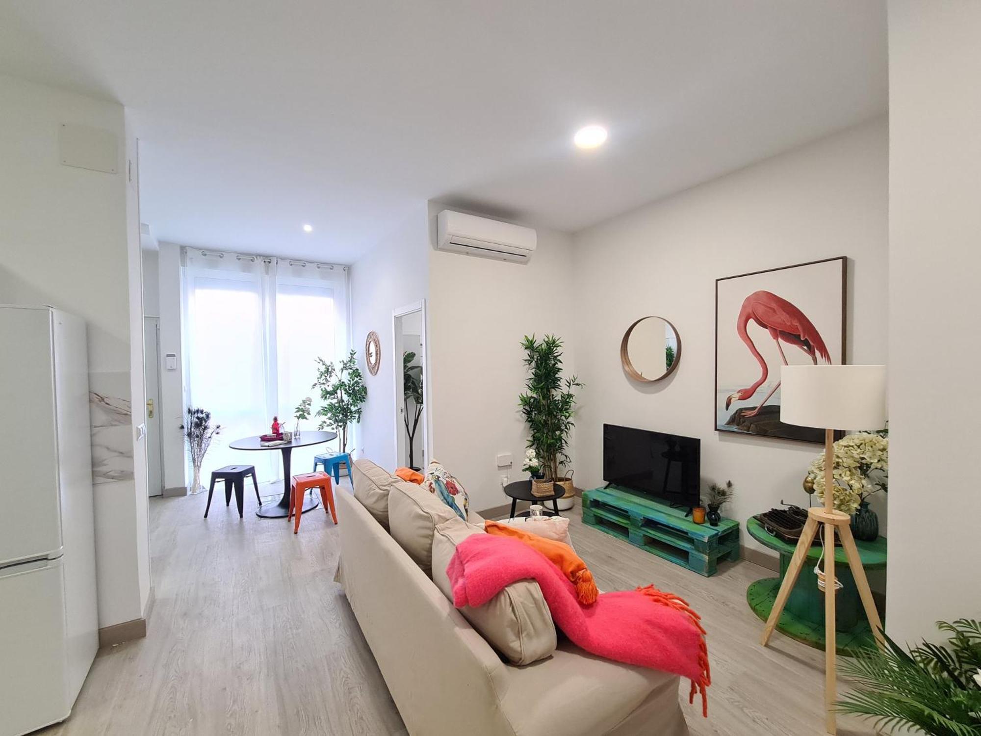 3 - 3 Banos - 8pax - Linea 5 De Metro Apartamento *