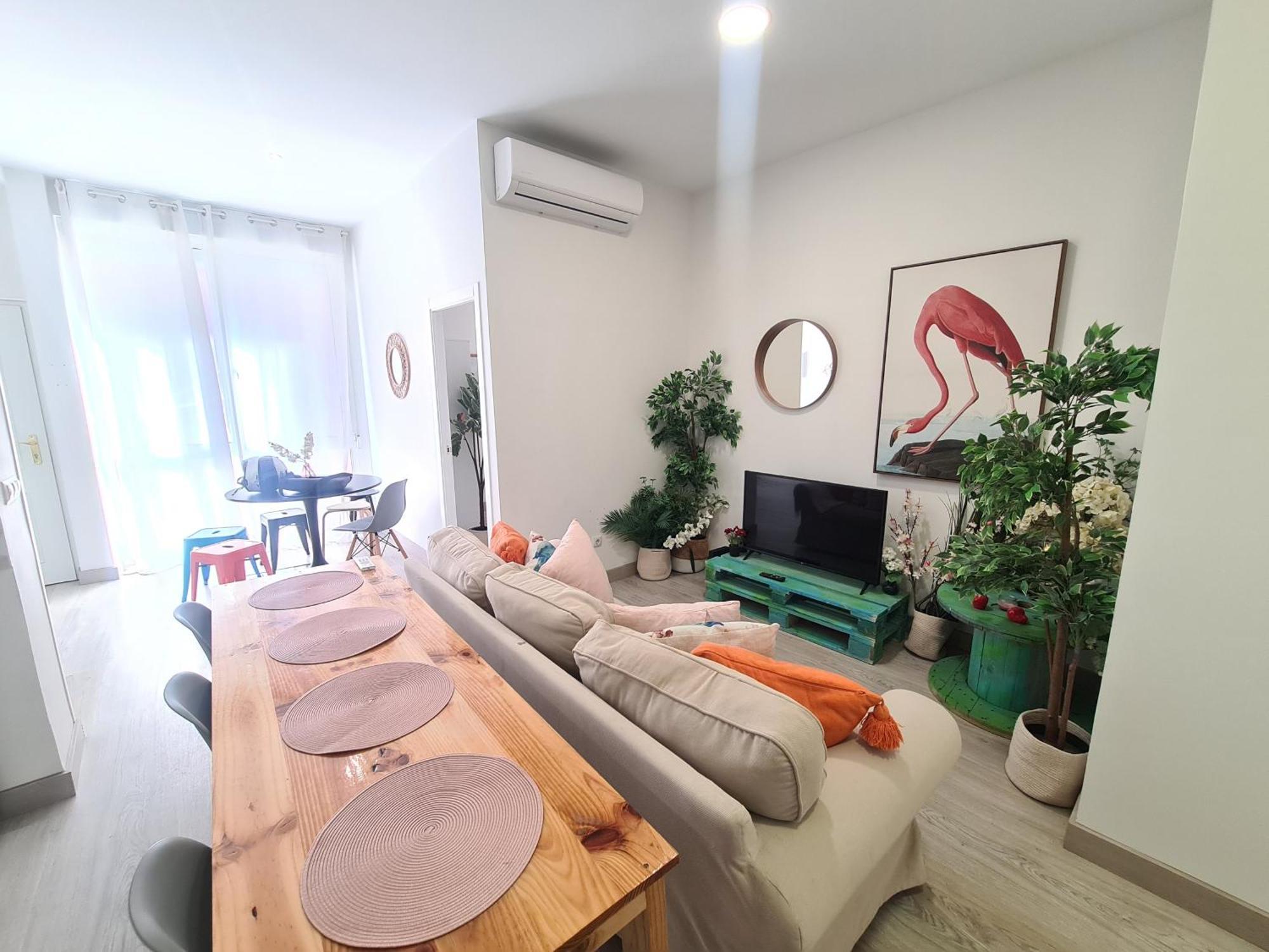 3 - 3 Banos - 8pax - Linea 5 De Metro Apartamento *